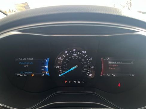Used 2020 Ford Fusion SE image 21