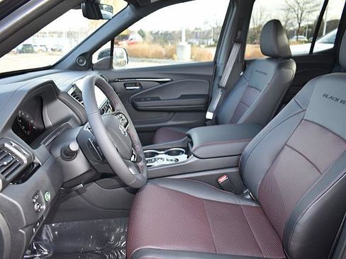 New 2026 Honda Ridgeline Black Edition image 7