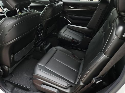 New 2026 Jeep Grand Cherokee L Limited RWD image 12