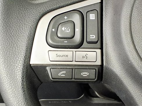 Used 2018 Subaru Forester 2.5i Premium AWD/4WD image 17