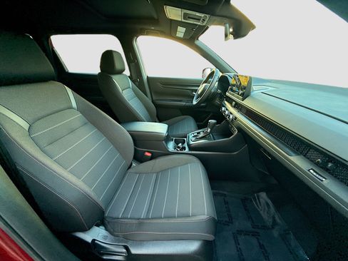 Used 2025 Honda CR-V Sport image 29