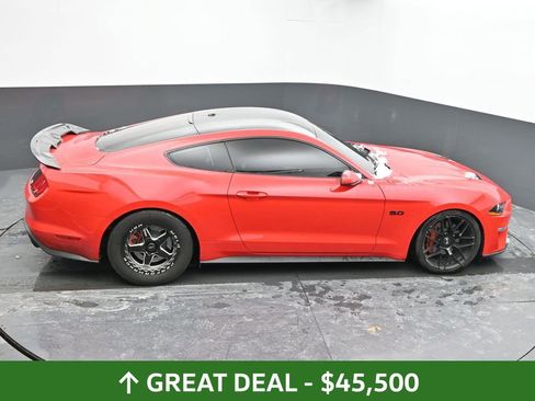 Used 2019 Ford Mustang GT Premium w/ Equipment Group 401A RWD image 41