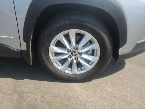 Certified 2023 Toyota Corolla Cross LE AWD/4WD image 12