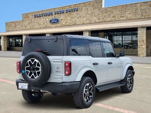 New 2026 Ford Bronco Outer Banks AWD/4WD image 5