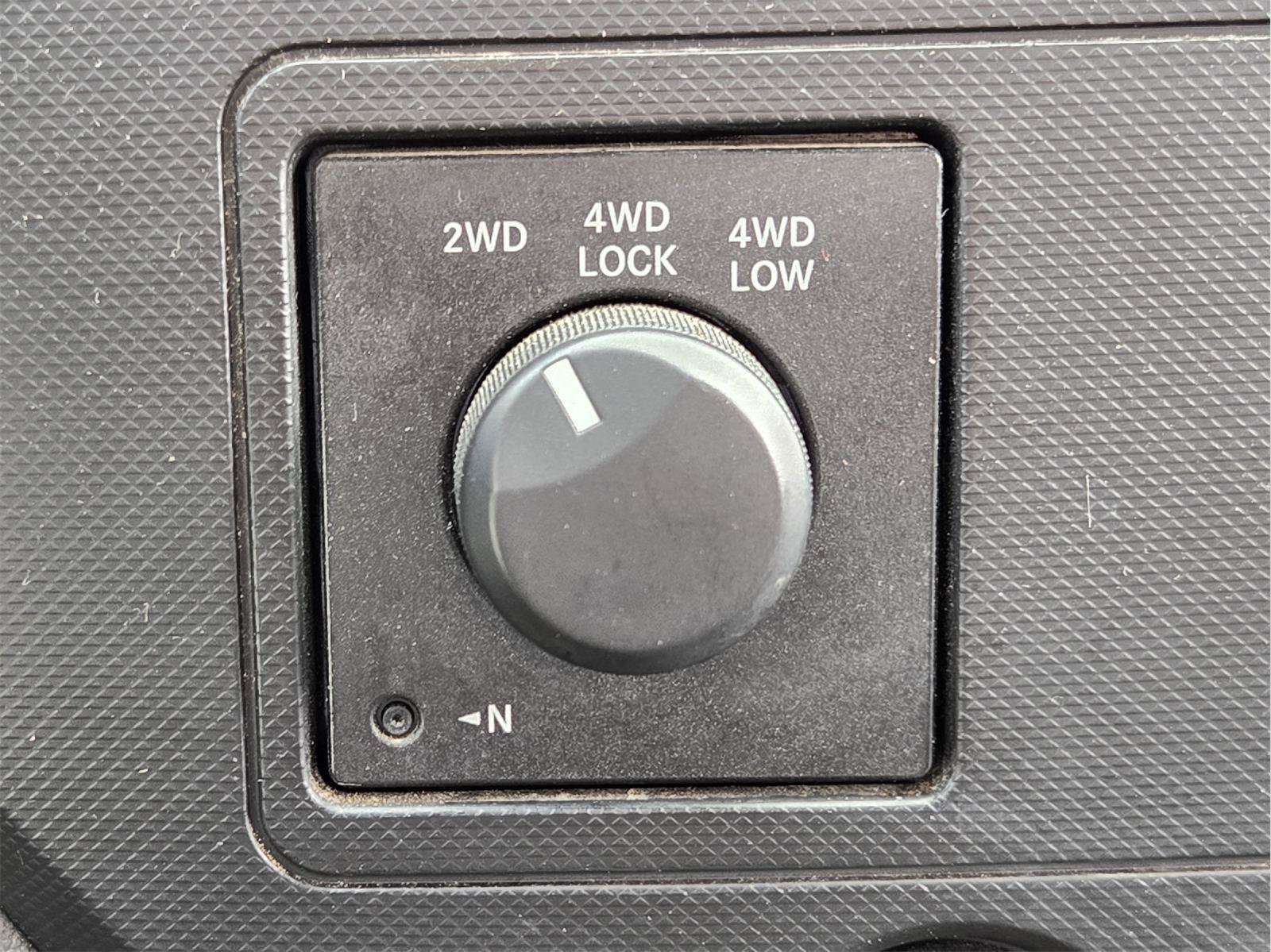 Used 2008 Dodge Ram 1500 Truck ST AWD/4WD image 19