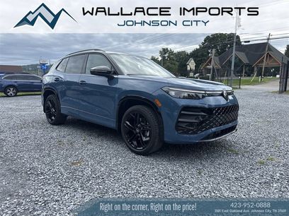 New 2025 Volkswagen Tiguan SE R-Line