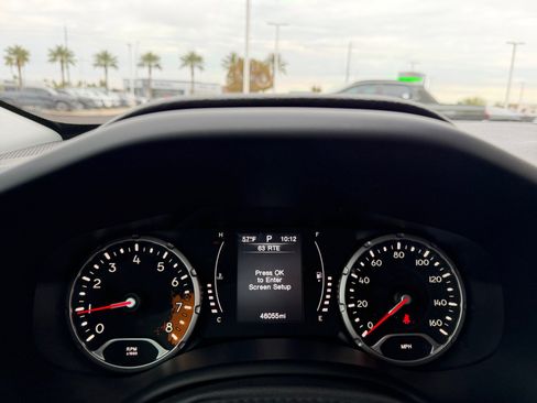 Used 2016 Jeep Renegade 75th Anniversary image 10