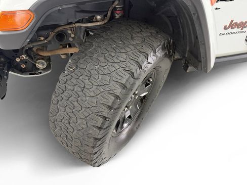 Used 2021 Jeep Gladiator Mojave AWD/4WD image 9