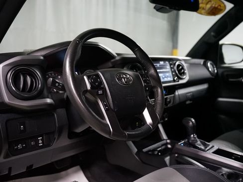 Certified 2023 Toyota Tacoma TRD Sport w/ Technology Package AWD/4WD image 19