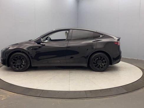 Used 2020 Tesla Model Y Long Range AWD/4WD image 2