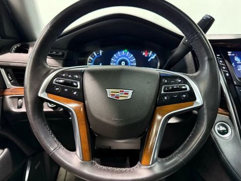 Used 2017 Cadillac Escalade Premium Luxury image 14
