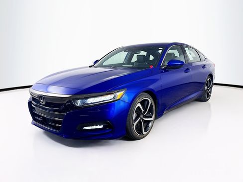 Used 2019 Honda Accord Sport image 4