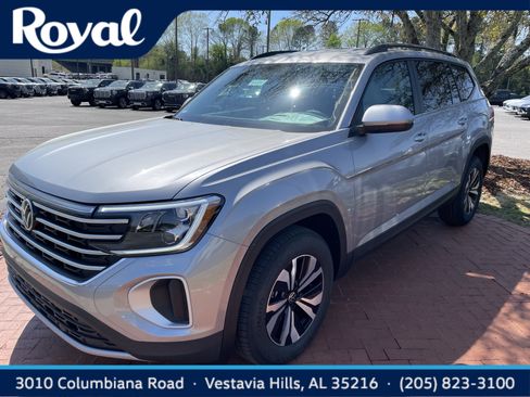 New 2026 Volkswagen Atlas SE FWD image 1