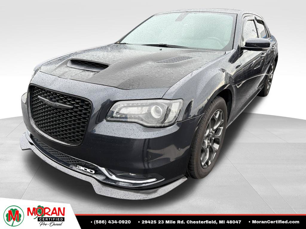 Used 2017 Chrysler 300 S w/ 300S Premium Group AWD/4WD image 4