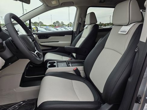 New 2026 Honda Odyssey Elite image 19