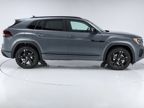 New 2026 Volkswagen Atlas Cross Sport SEL R-Line AWD/4WD image 10
