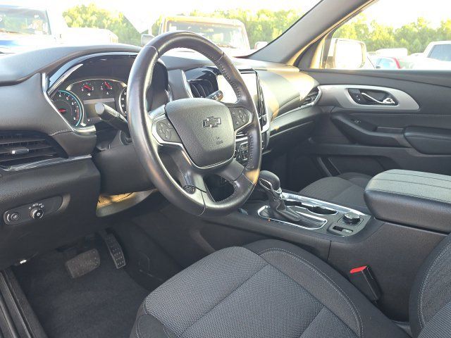 Used 2022 Chevrolet Traverse LT FWD image 26