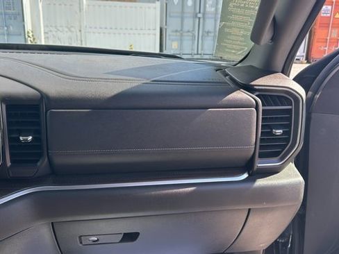 Certified 2022 Chevrolet Silverado 1500 LT image 45