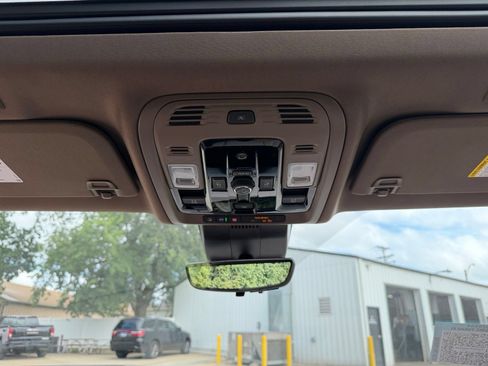 New 2026 GMC Yukon XL Denali w/ Denali Reserve Package AWD/4WD image 24