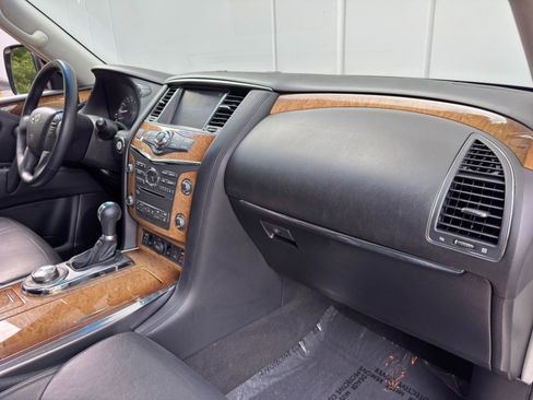 Used 2014 INFINITI QX80 4WD w/ Theater Package image 14