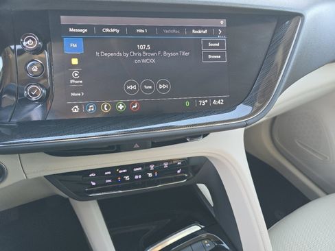 Used 2021 Buick Envision Essence image 36