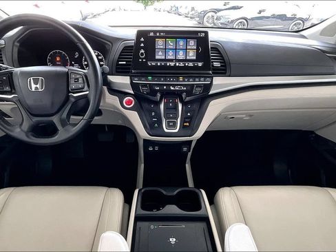 Used 2025 Honda Odyssey EX-L image 18