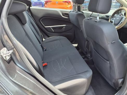 Used 2018 Ford Fiesta SE FWD image 19