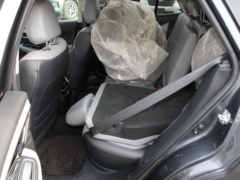 Certified 2023 Subaru Outback Limited image 17