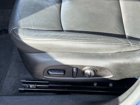 Used 2019 Chevrolet Malibu LT w/ Leather Package FWD image 15