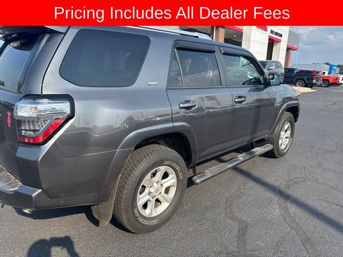 Used 2014 Toyota 4Runner SR5 AWD/4WD image 4