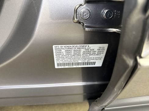 Used 2023 Acura MDX SH-AWD w/ Technology Package image 37