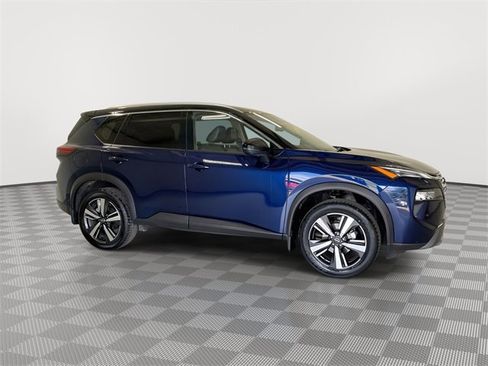 Certified 2024 Nissan Rogue SL image 13