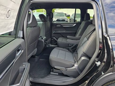 New 2026 GMC Acadia Elevation AWD/4WD image 24