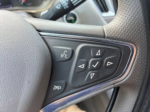 Used 2024 Chevrolet Malibu LS FWD image 17
