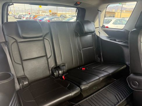 Used 2017 GMC Yukon Denali w/ Enhanced Security Package image 29