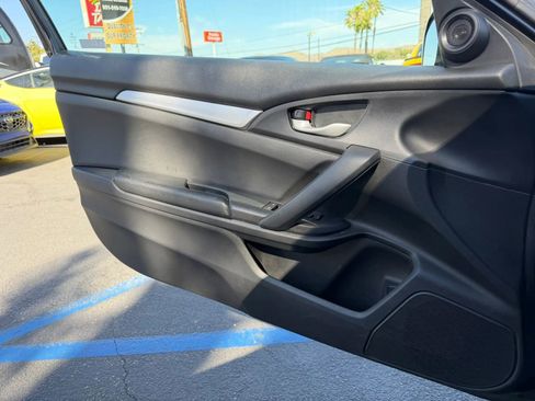 Used 2020 Honda Civic Sport image 13