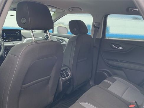 Used 2024 Chevrolet Blazer LT w/ Convenience Package image 17