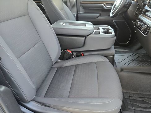 Used 2023 Chevrolet Silverado 1500 LT RWD image 13