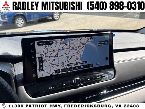 New 2026 Mitsubishi Outlander SE image 8