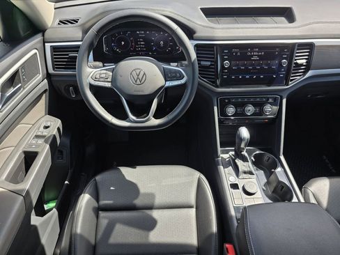 Used 2023 Volkswagen Atlas SE w/ Panoramic Sunroof Package AWD/4WD image 32