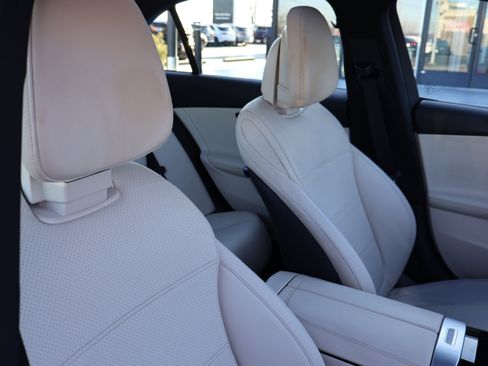 Certified 2022 Mercedes-Benz C 300 4MATIC Sedan w/ Pinnacle Trim Package image 30