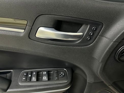 Used 2022 Chrysler 300 S w/ Comfort Group image 50