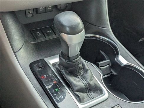 Used 2018 Toyota Highlander Limited Platinum image 12