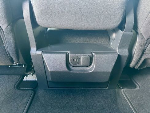 Used 2024 Ford F150 XLT image 26