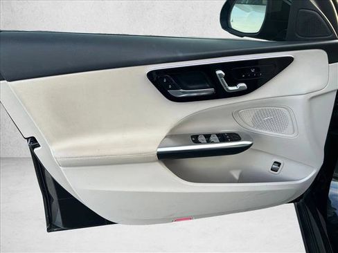 Certified 2023 Mercedes-Benz C 300 Sedan image 9