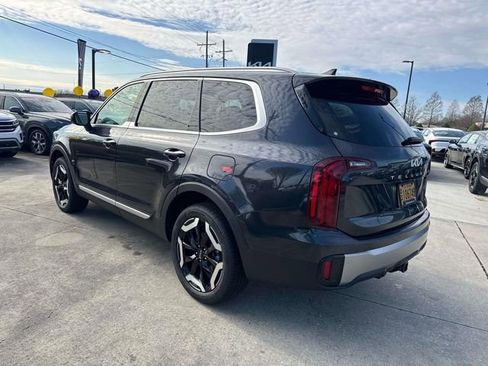 New 2025 Kia Telluride S FWD image 7