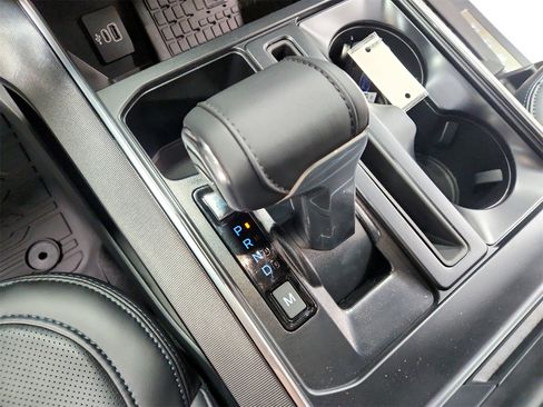 New 2025 Ford F150 Platinum w/ Equipment Group 702A High image 28