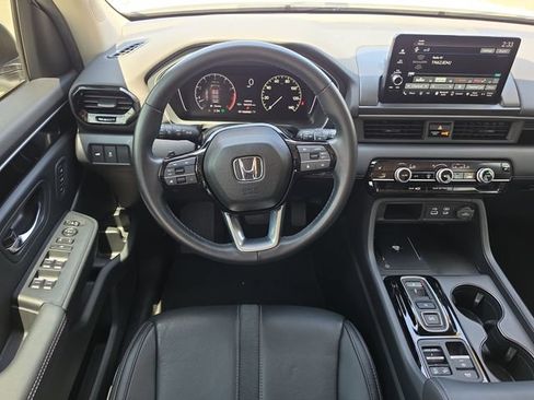 Used 2024 Honda Pilot EX-L image 10