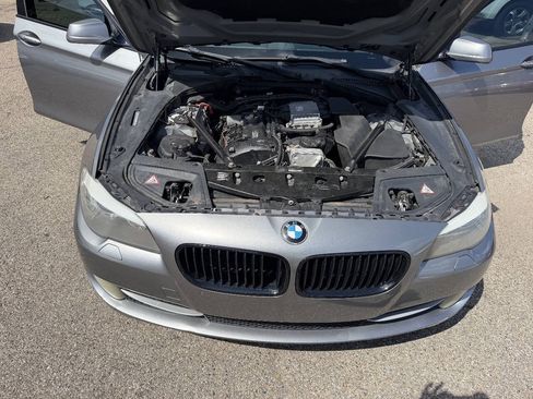 Used 2011 BMW 528i Sedan RWD image 19