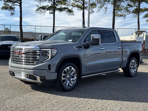 Used 2025 GMC Sierra 1500 Denali w/ Denali Reserve Package image 5